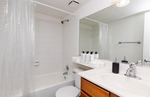 Wyndham 1205 Modern luxe 2BD2BA I Parking - Photo 9