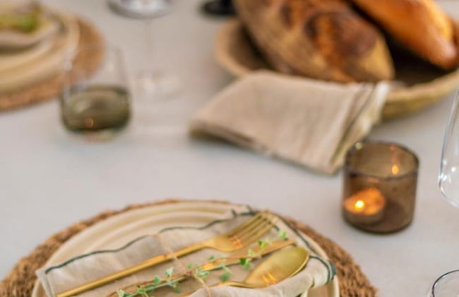 Relax in Style at This Stunning Villa in Camps Bay, Cape Town - Photo 22