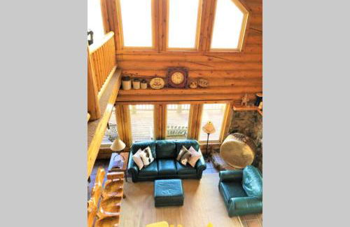 Red Rock Ranch Log Cabin: Large, Fully Furnished - Foto 17