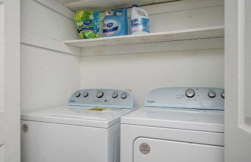 Family & Dog Friendly 4BD-3BA in Stone Mountain - Foto 32