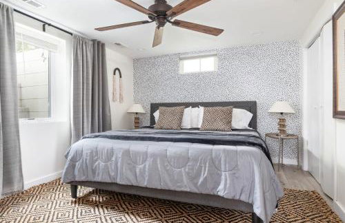 Peaceful Gem HotTub Fenced Yard & Near Downtown - Foto 5