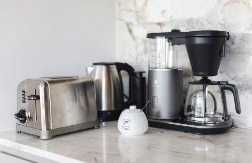 Luxury House in Gated Community with Pool near Beaches! - Foto 18