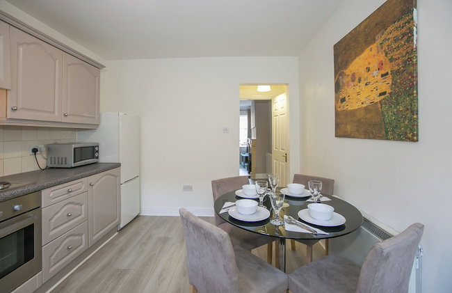 Grand Canal District Apartments - Photo 27