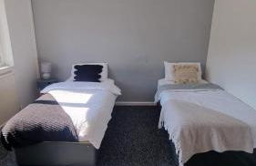 Doncaster-House-Sleeps8-Parking-Garden - Foto 46