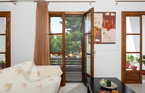 The backyard- Κατοικία στην Αγριά, Βόλου - Foto 3