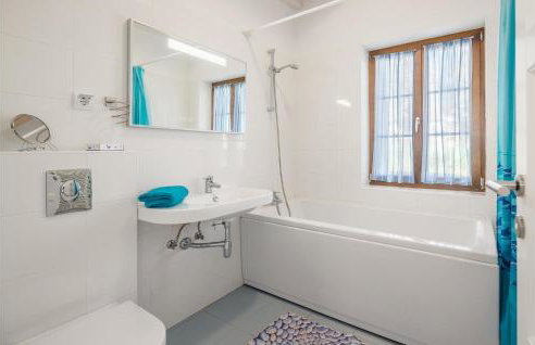 Pet Friendly Home In Barban With Sauna - Photo 37