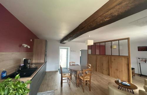 Au Numéro 4 - Foto 1