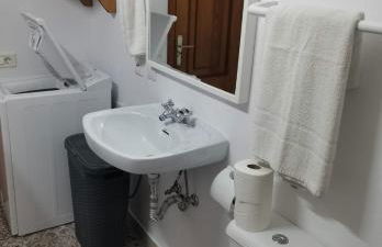 CHALET CON JACUZZI CLIMATIZADO, BARBACOA Y CERCA DE LA PLAYA - Foto 28