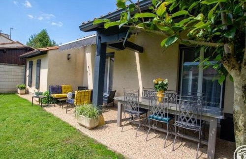 Maison paisible avec terrasse et jardin proche sites préhistoriques - Photo 21