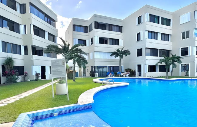 Beachfront and Ocean View Apartment - Photo 19