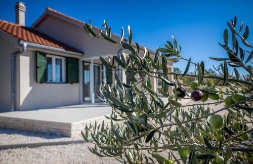 Villa Oliveto with pool - Photo 32