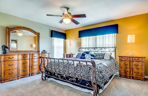 Magical Lakeview 4 Master Suites Pool Hot Tub BBQ Home Theater 2 Miles Disney - Foto 9