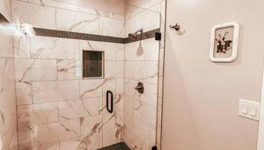 Buffalo Creek Loft Downtown - Foto 4, Shower