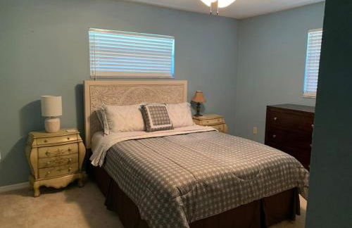 Lakefront Home Where You Can Retreat and Relax - Foto 21