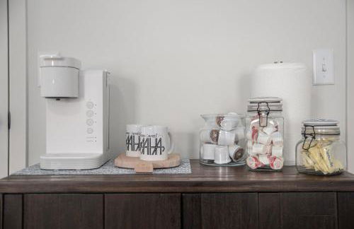 Central Family Oasis with Hot Tub & Fenced Yard - Foto 14