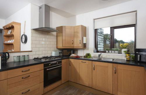 Wheal Francis - Hot Tub - Accessible Bungalow - Free Wi-Fi - Parking - Foto 15