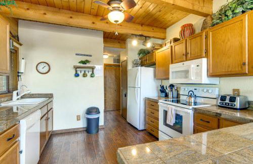 Rustic Pagosa Lakes Cabin with Deck and Grill! - Foto 5