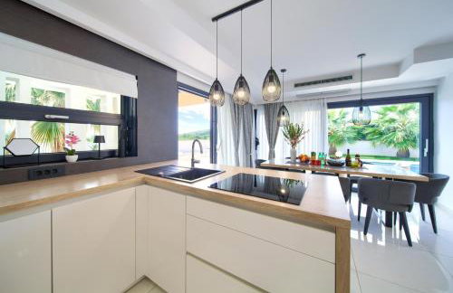 Villa LUMINOSA with outdoor and indoor pool and sauna - Foto 36