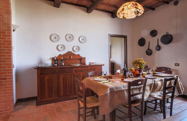 Spacious Tuscan Farmhouse - Foto 26