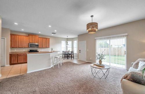 Beautiful home with a huge pool! - Foto 3