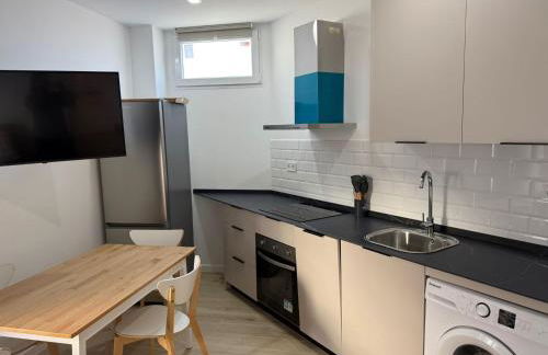 Independent Apartment At Villa Noelia Benalmádena With Private Pool, Garden & Parking - Foto 16