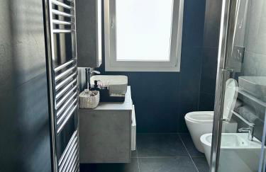 De Mio's Apartment - Photo 24