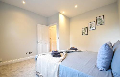 Stunning 2 bed apartment - Photo 18