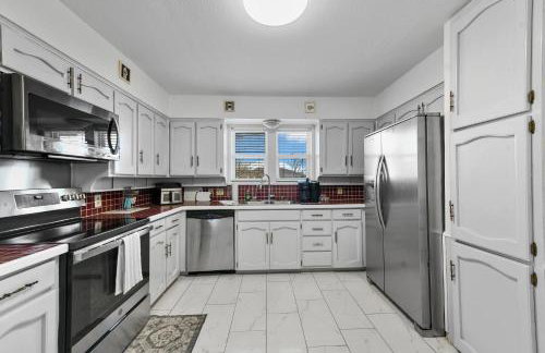 Diamond Waters near DFW & Stadium , Private Pool - Foto 33