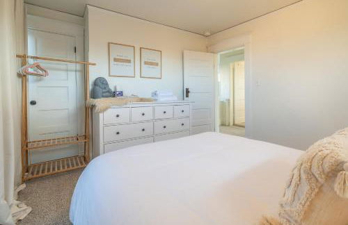 Roof Top Deck Near the Beach Dog Friendly - Photo 12