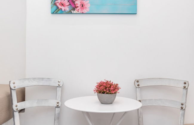 Depis Luxury Suites - Photo 43