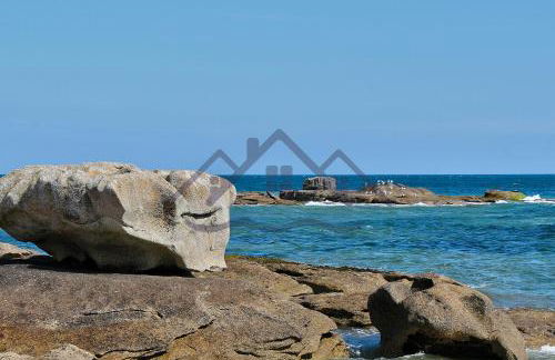 LocaLise - M3A La Maison du pêcheur au Guilvinec - Chambres vue mer - A 20m de la mer située à la pointe de Men Meur - Tout à pied, plage, port, centre, commerces, marché - Wifi inclus - Linge de lit inclus - Jardin clos - En option , ménage et serviettes - Foto 42