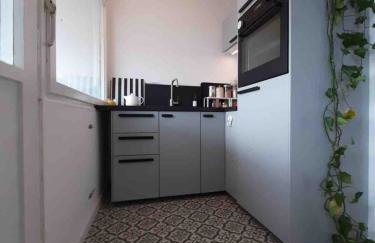 Cozy, green studio with a balcony in Berlin - Foto 8