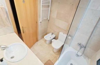 Great apartment with a pool on the beach in Barcelona - Photo 21