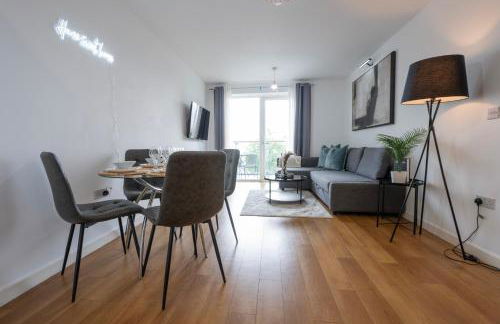 1BR River View - Parking - Sleeps 4 - Foto 25