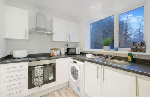 Esher House - Photo 16