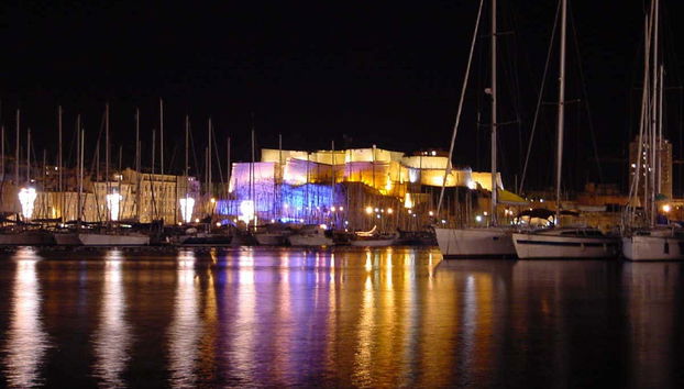 Port de Marseille au coucher de soleil