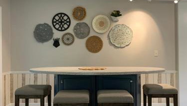 Walk to K-State, Sleeps 12, Pool Table, Hot Tub - Foto 4