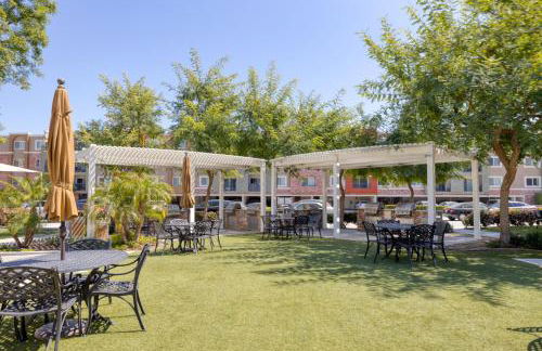 Woodland Hills 2BR w Pool Gym nr Warner Center LAX-699 - Foto 23