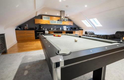 Spacious Two Bed Central Sunniside Penthouse Apartment - Foto 10