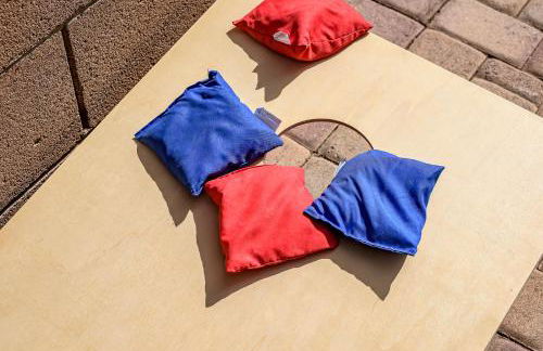 Chic Poolside Oasis - Karaoke - BBQ - Games - Foto 50