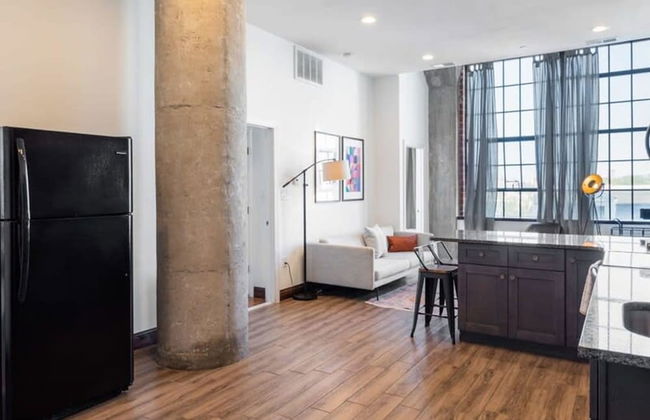 Sosuite 3BR Apt w Balcony, W/d, Gym, On-site Bar - Foto 14