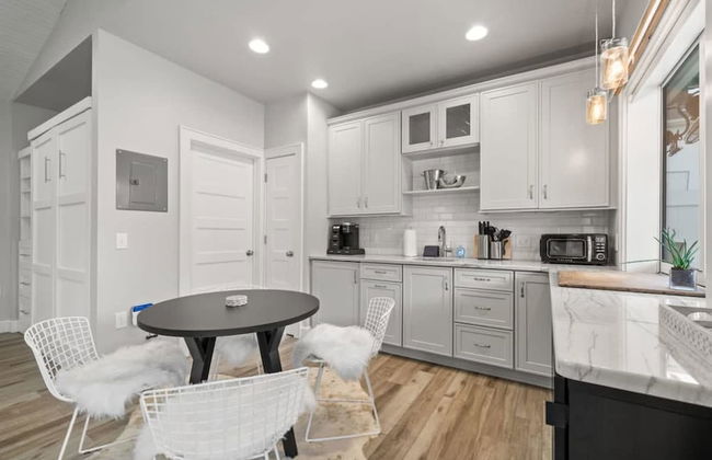 Soho Serenity by Brightwild Pool Hot Tub - Foto 41