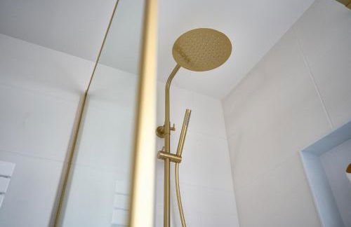 Éclat Doré Bondy Suites Free Parking - Foto 20