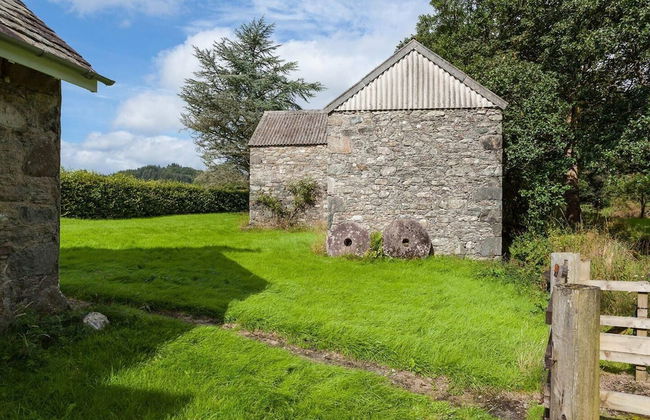 Enchanting Rustic Cottage W/stunning Views & River - Foto 19