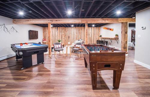 2 Houses, 22+Guests, 2 Hot Tubs, Renovated, Events Welcome! - Foto 7