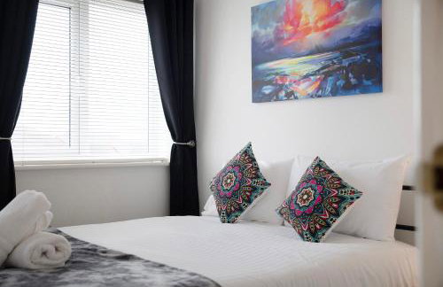 New! Spacious Retreat for 10 Perfect for Families! - Photo 29