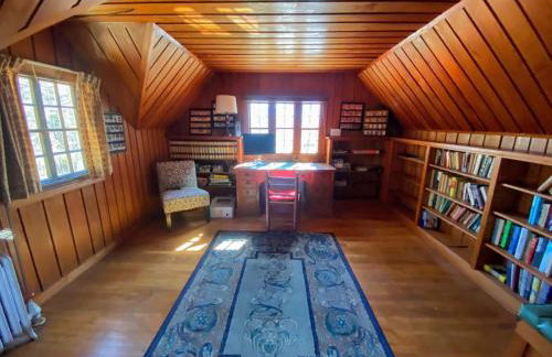 WOW New Spectacular Franconia Home - history - views - fire pit - hot tub - pool - grandeur - MUST SEE - Foto 35