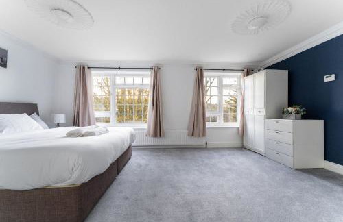 Purley House-Sleeps 8-Near Gatwick-Games Room - Foto 46