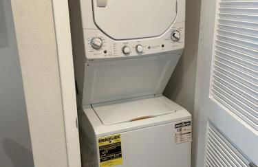 Lovely 2/2 apartment in heart of Santa Monica with free parking - Photo 10