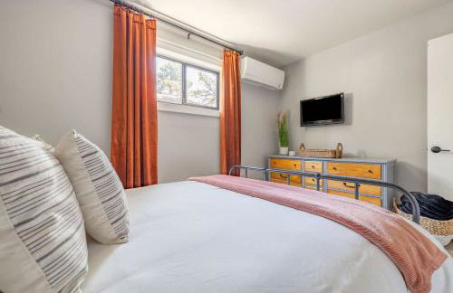 Scenic Mountain Getaway by the Park - Foto 21